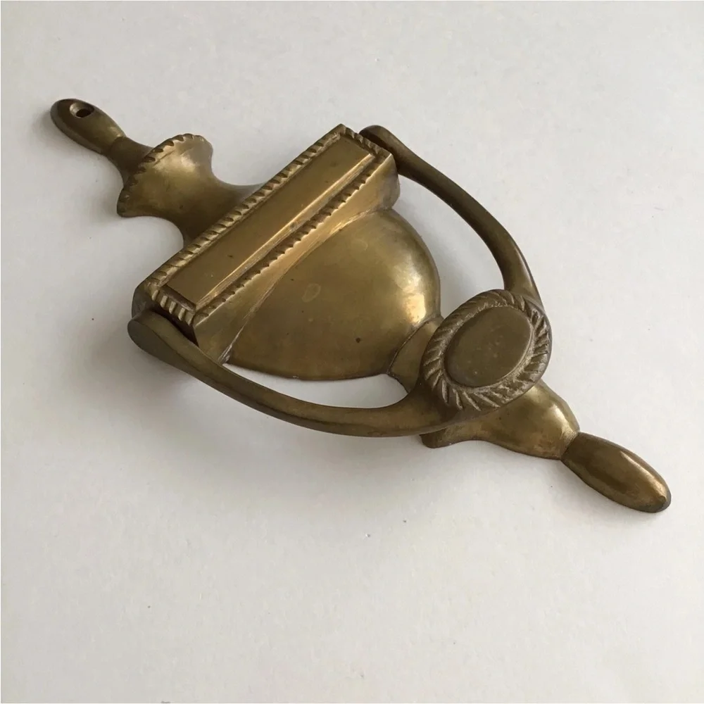Brass Urn Style Door Knocker 8